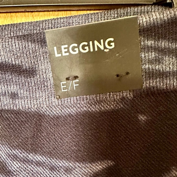 NWT Lane Bryant black and gray leggings size E/F - Picture 3 of 7